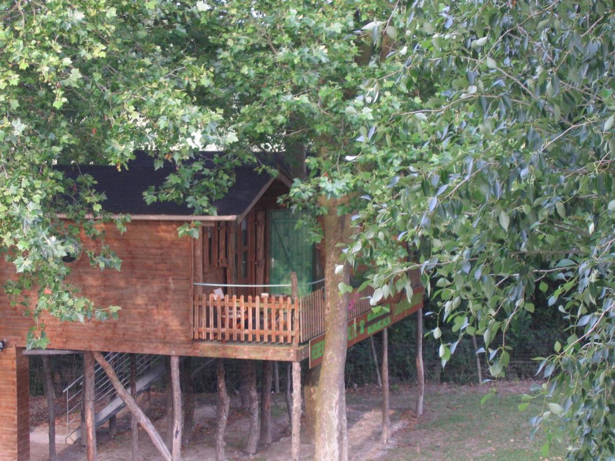 Camping Belle Riviere Chaniers Buitenkant foto
