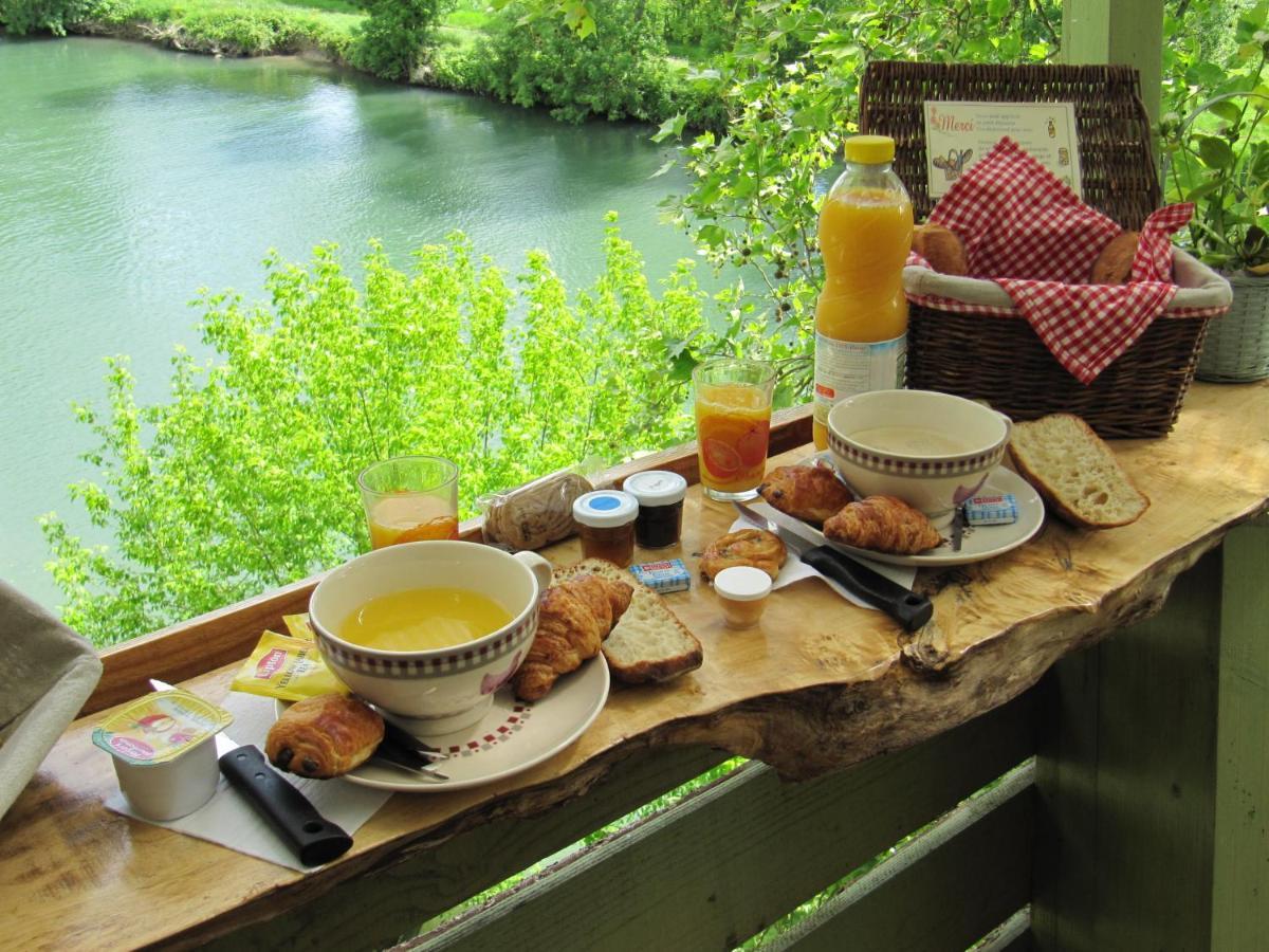 Camping Belle Riviere Chaniers Buitenkant foto