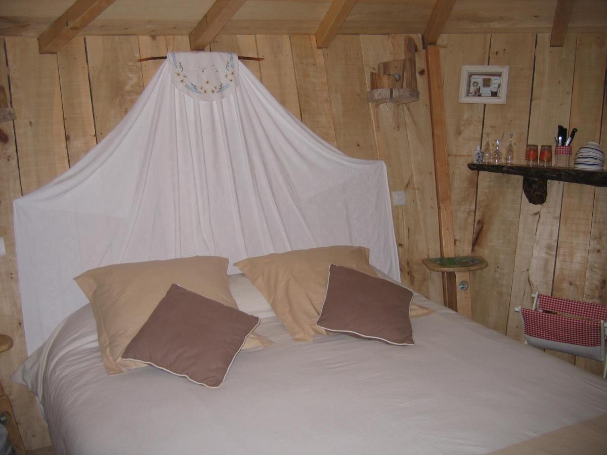 Camping Belle Riviere Chaniers Buitenkant foto