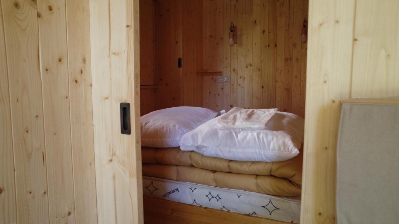 Camping Belle Riviere Chaniers Buitenkant foto